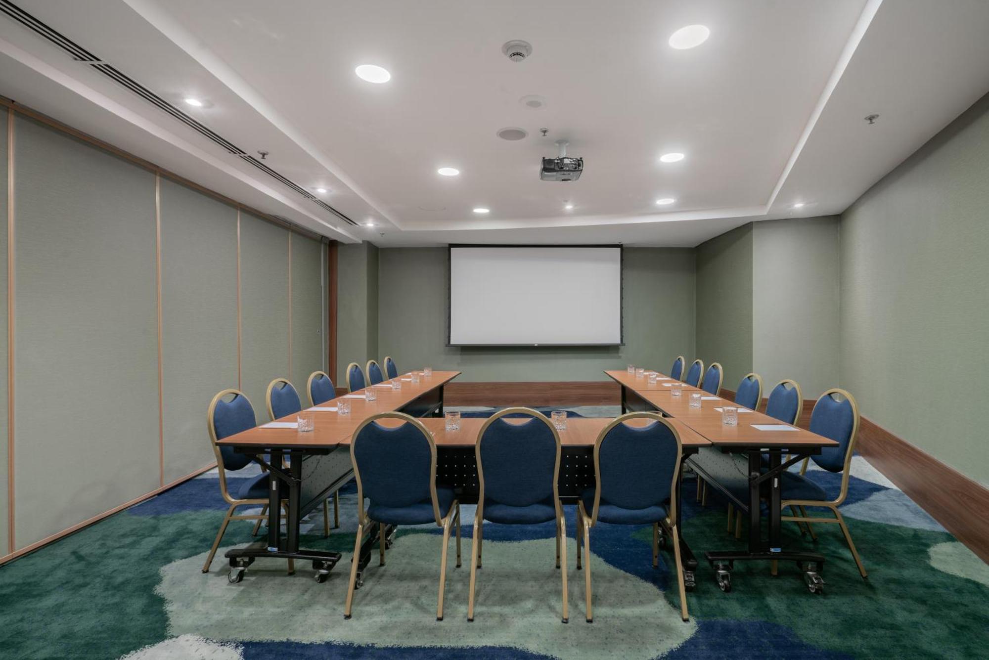 Hotel Hilton Porto Alegre, Brazil 5*